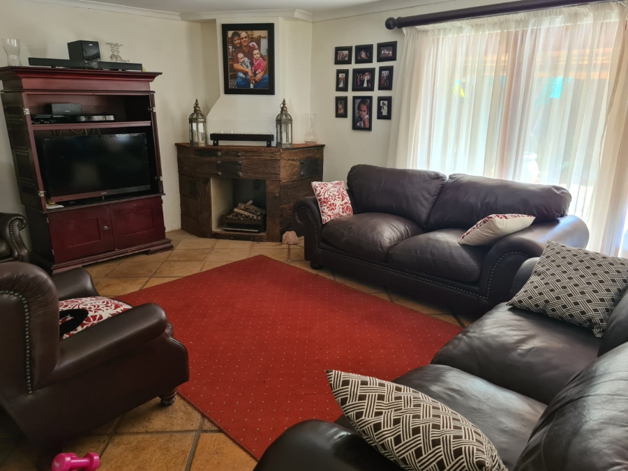 3 Bedroom Property for Sale in Schoemansville North West